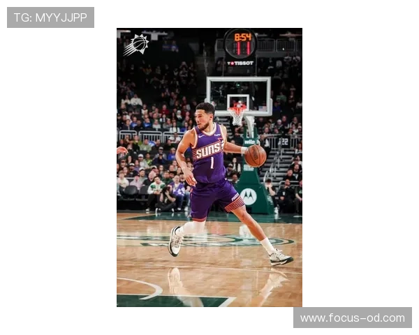 德文·布克投篮出手变化提升得分效率明显拉开队内得分差距