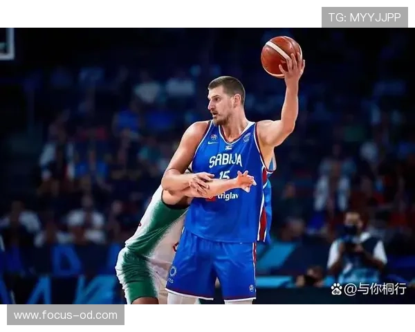 核心内线射手德克无球投射比约基奇更能拉开空间