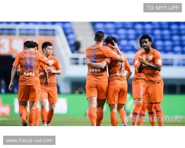 裁判鸣哨时机有讲究：哪些情况必须立即吹停比赛？