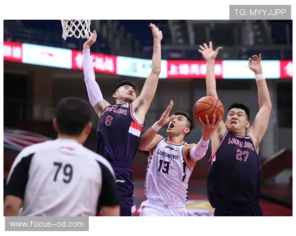 广州豹近期锋线哑火引发球迷关注球队未来战术走向